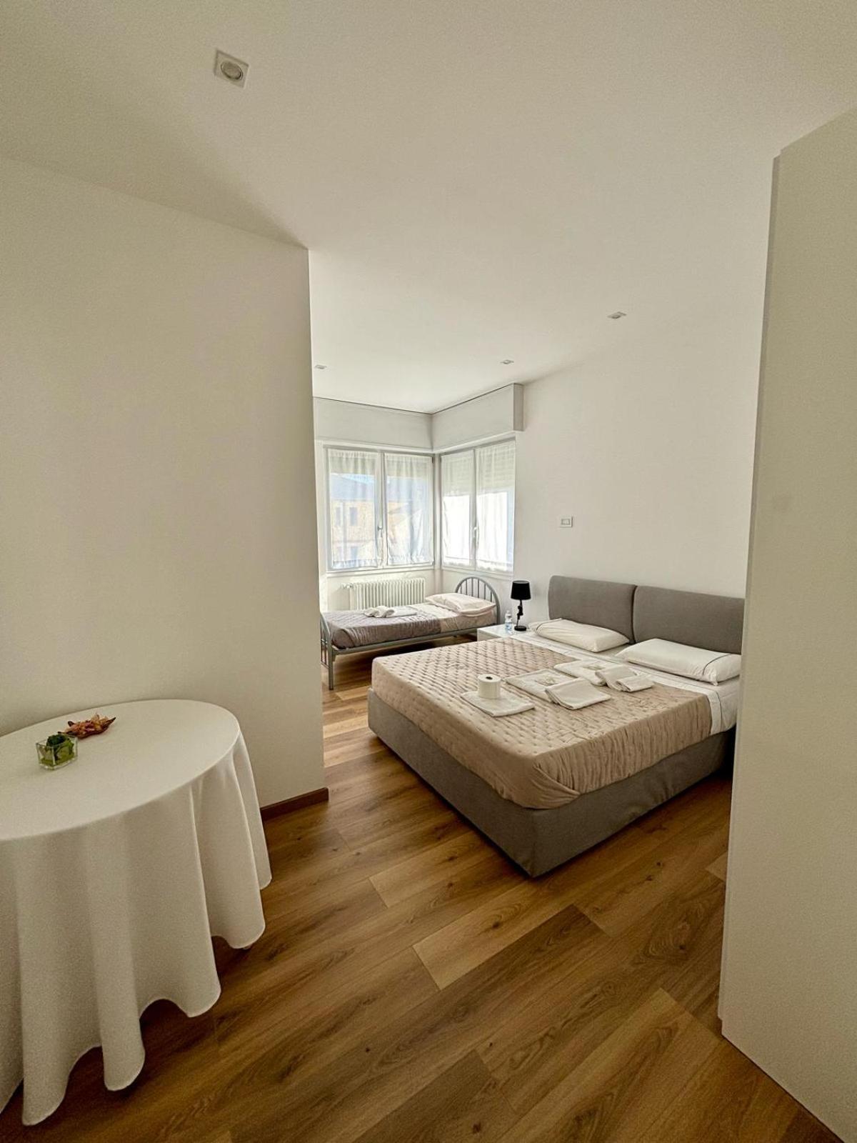 Triple Room,1578522434:JPEG